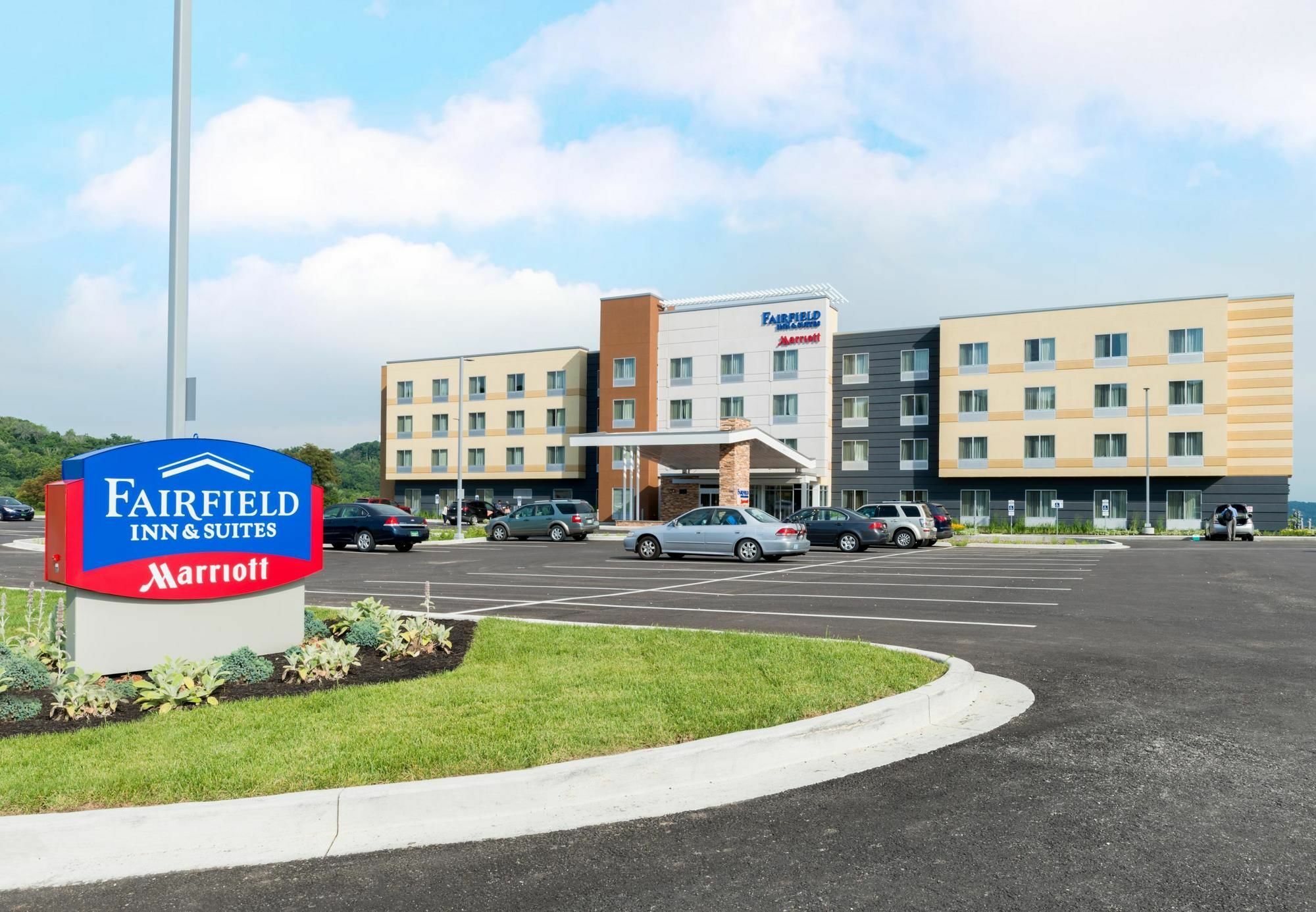 Fairfield Inn & Suites By Marriott Huntington Exteriör bild